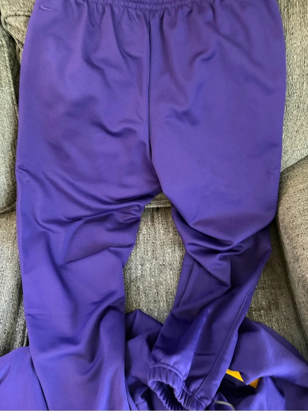 New Nike Kobe “black Mamba” Purple and Yellow Hoodie and Sweatpants Set Sz L